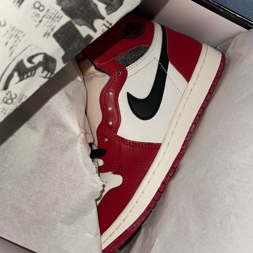 JORDAN 1 Chicago Lost & Found- SOLD‼️‼️‼️